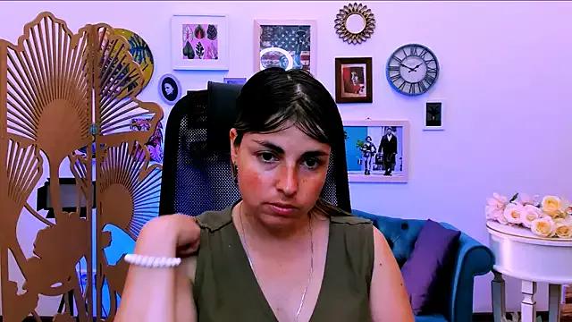 Try our streaming cams variety and talk on a personal level with our adorable girls streamers, showing off their bountiful shapes and dildos.