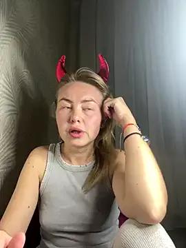 MartaLuna_ from StripChat is Freechat