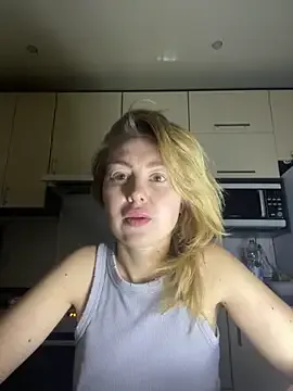 MartaLuna_ from StripChat is Freechat