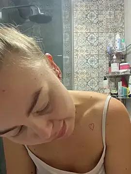 MartaLuna_ from StripChat is Freechat