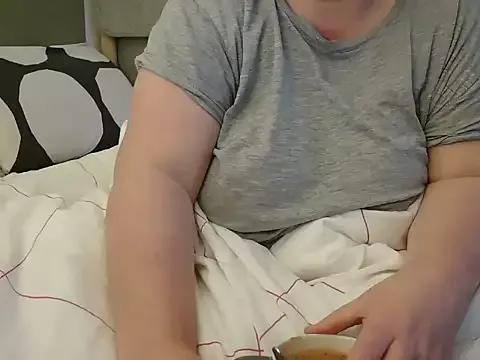 MarthaBriest from StripChat is Freechat