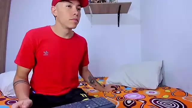 martin_and_samantha from StripChat is Freechat