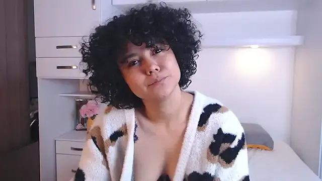 MartiRuis10 from StripChat is Freechat