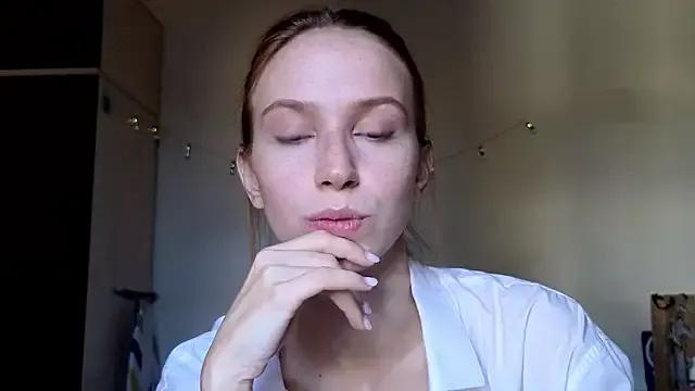 Mary_Av from StripChat is Freechat