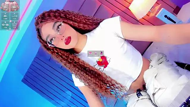 maryam-fox from StripChat is Freechat