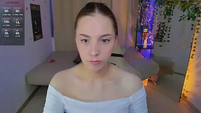 MaryGrand from StripChat is Freechat