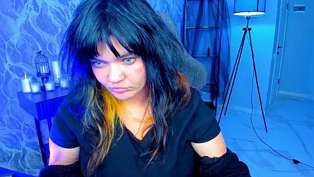 MaryHarrys from StripChat is Freechat