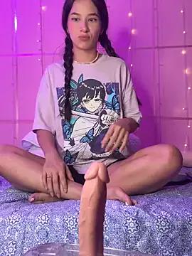 Maryluu_ from StripChat is Freechat