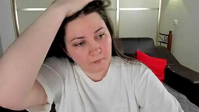 MarySwon from StripChat is Freechat
