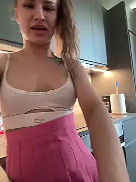 MashaFromRussia__ from StripChat is Freechat