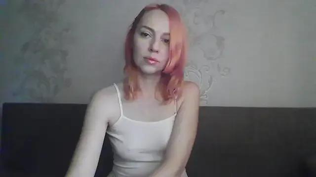 MashaSwan9977 from StripChat is Freechat