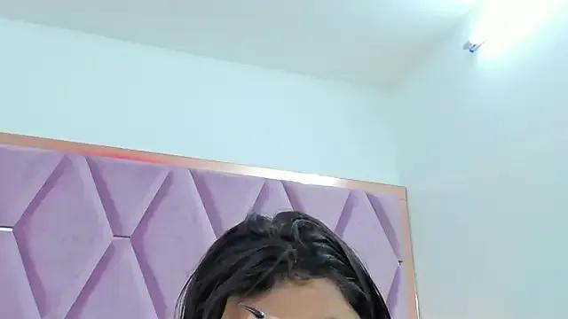 MaskedGirl_ from StripChat