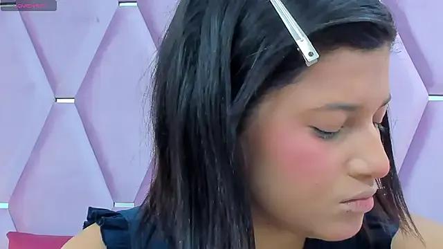 MaskedGirl_ from StripChat is Freechat