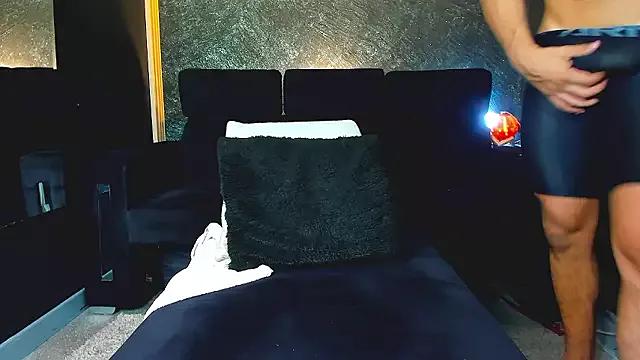 MassimoWalton2 from StripChat