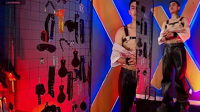 masterr_bdsm__ from StripChat is Freechat