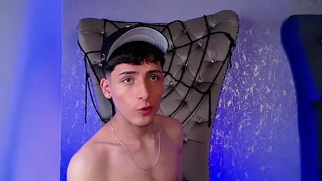 MateoMitchell from StripChat is Freechat