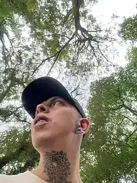 MathewFalcon from StripChat is Freechat