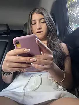 Matilda_russoo from StripChat