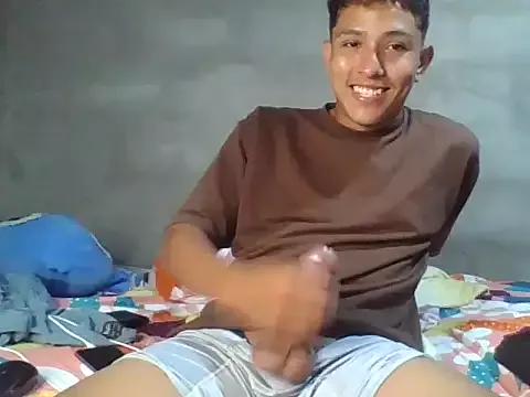 MattBroddy from StripChat is Freechat