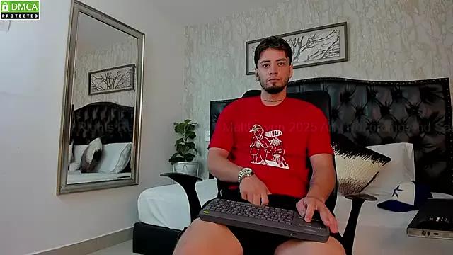 MattDevon from StripChat is Freechat