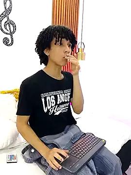 MatthewSweett from StripChat is Freechat