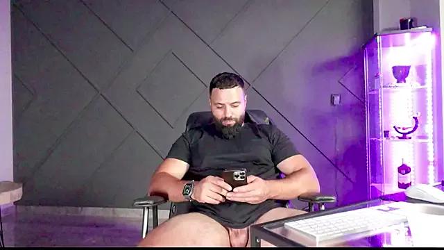 mattmasterss from StripChat