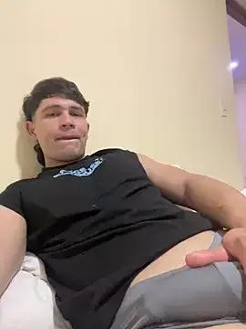 Mattsmiling444 from StripChat