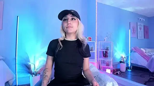 Try our streaming cams variety and talk on a personal level with our adorable girls streamers, showing off their bountiful shapes and dildos.