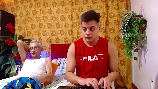 MaxandcharlesX from StripChat is Freechat