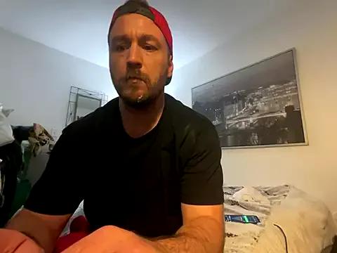 maxxxclouds from StripChat is Freechat
