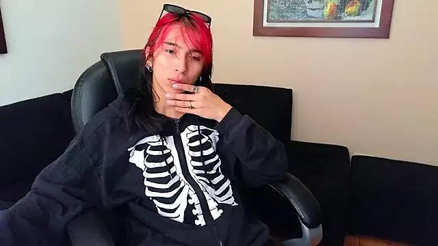 maxxxien from StripChat