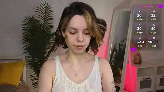 Try our streaming cams variety and talk on a personal level with our adorable girls streamers, showing off their bountiful shapes and dildos.