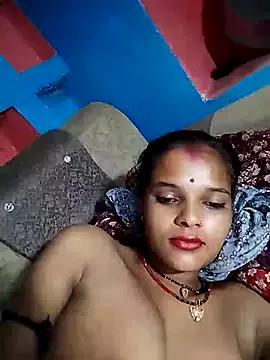 Maya_bhoji from StripChat is Freechat