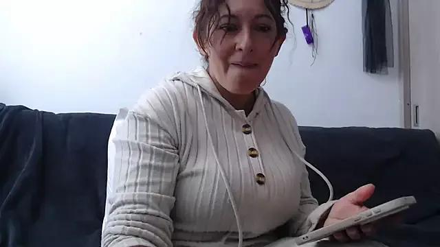 maya_hottt from StripChat