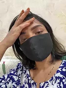 MaYaa__11 from StripChat