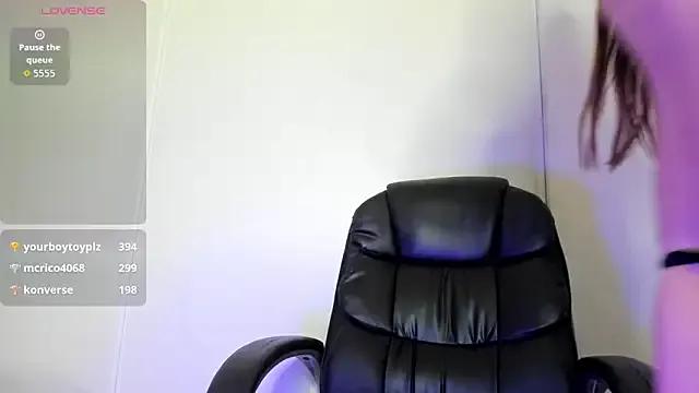 mayaamor from StripChat is Freechat