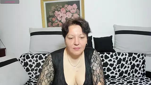 MayaBlowsYou from StripChat is Freechat