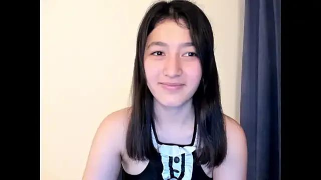 Mayachka333 from StripChat