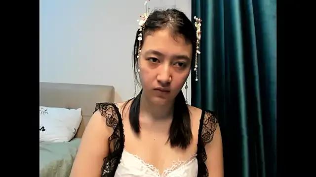 Mayachka333 from StripChat