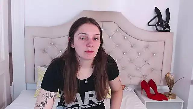 MayaFlirt from StripChat