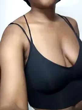 Mayah19 from StripChat