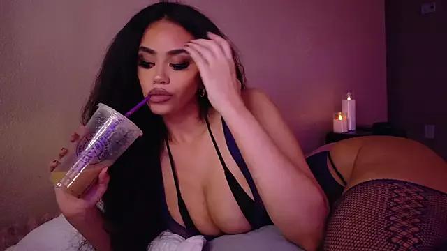 MayaIndica from StripChat
