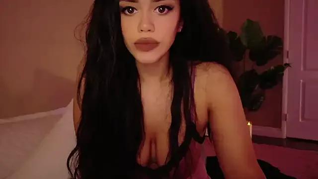MayaIndica from StripChat