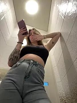 MayaMystic from StripChat