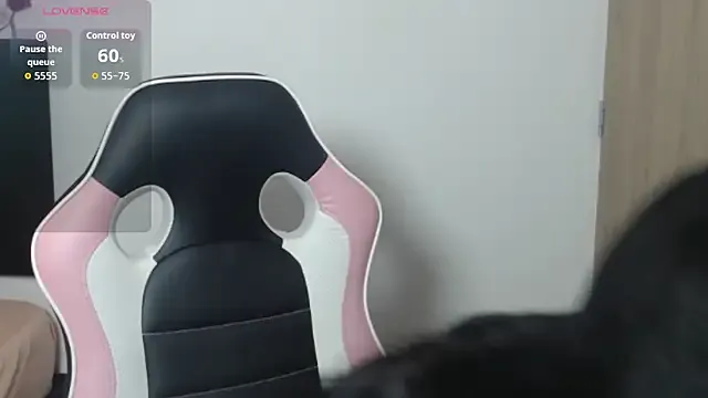 MayaScott11 from StripChat is Freechat