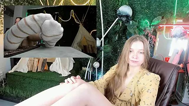 MayaSinabon from StripChat