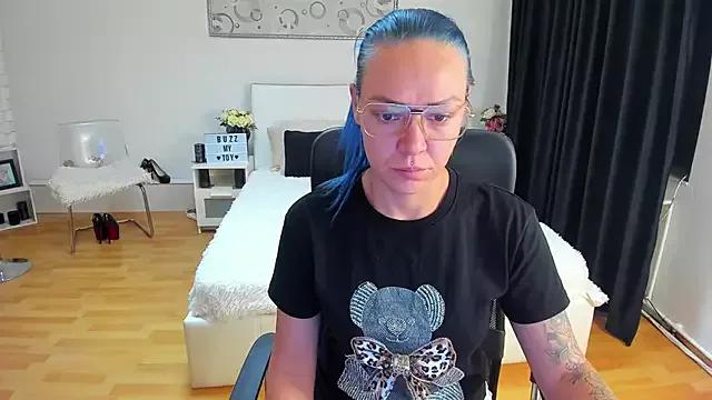 MayaWeisss from StripChat