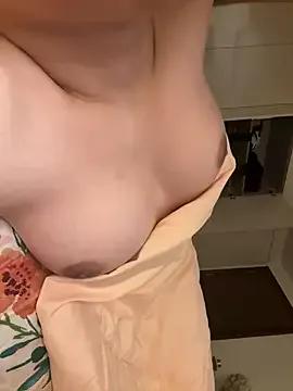 Mayaxo24 from StripChat is Freechat