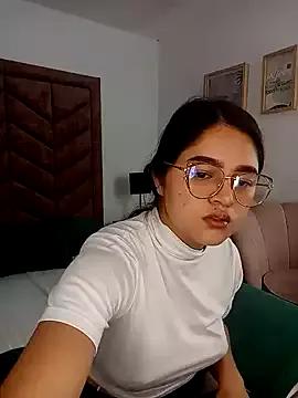 Maylin_Stone from StripChat is Freechat