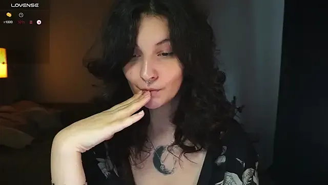 Maymary_ from StripChat